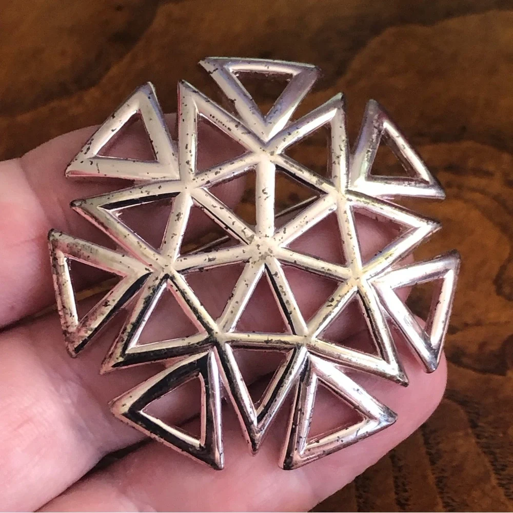 Vintage 80s Monet rose gold tone geometric brooch pin